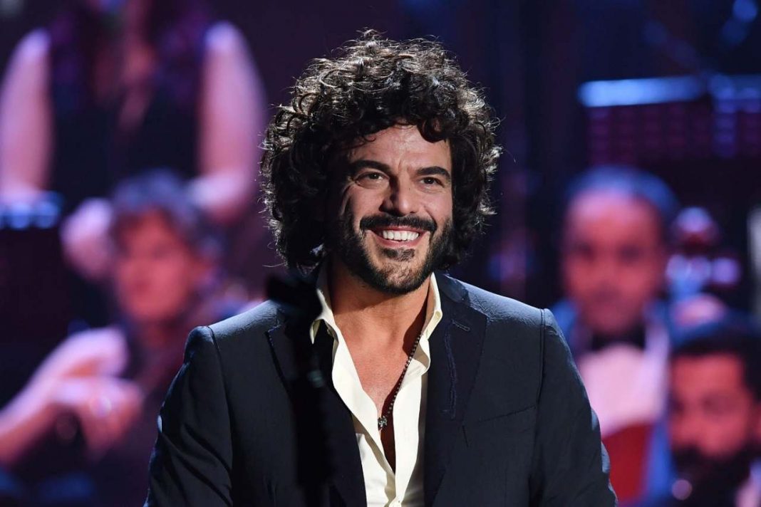 Francesco Renga avete mai visto la sua fidanzata? Chi è la bellissima