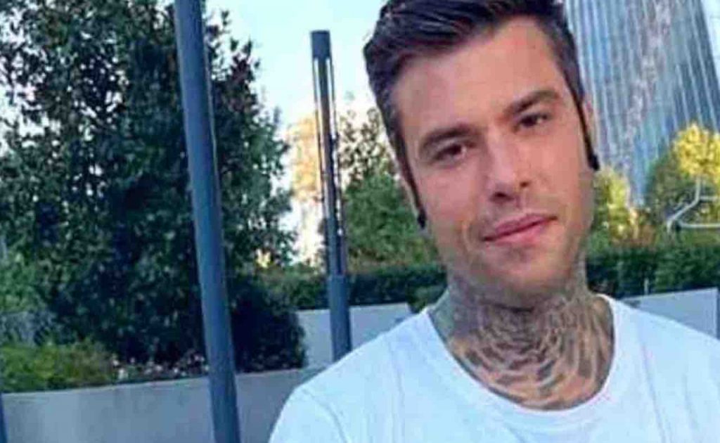 Fedez tumore, arriva la lettera della mamma: il messaggio struggente
